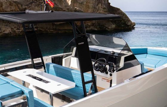 Motorboat De Antonio D29 350hp
