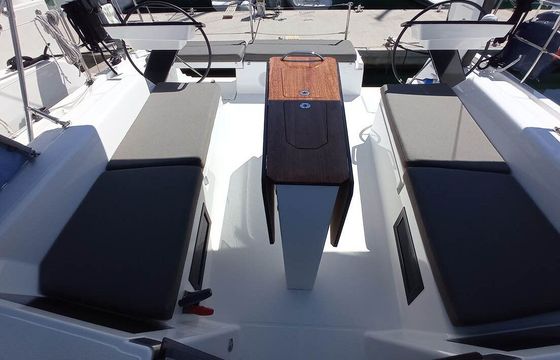 Sailboat Dufour Yachts Dufour 41 - 4 cab. 12.75m