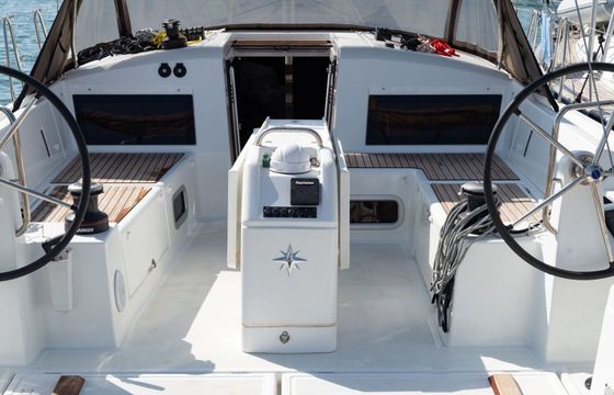 Sailboat Jeanneau Sun Odyssey 440 13m