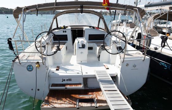 Sailboat Jeanneau Sun Odyssey 440 13m