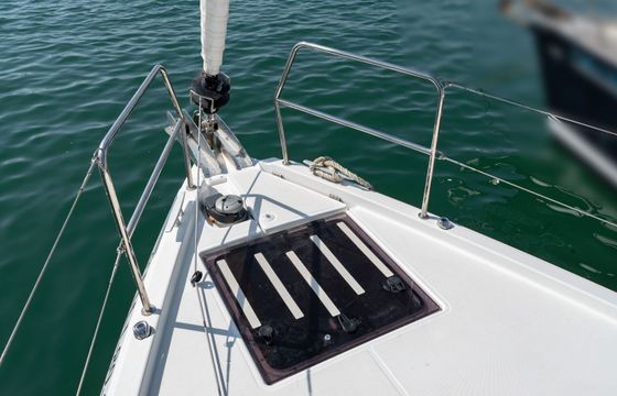 Sailboat Jeanneau Sun Odyssey 440 13m