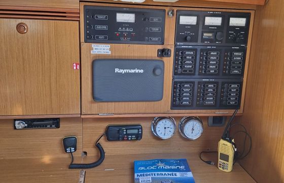 Sailboat JEANNEAU SUN ODYSSEY 45 13.72m