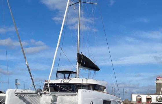 Catamaran Lagoon Lagoon 400 new 12m