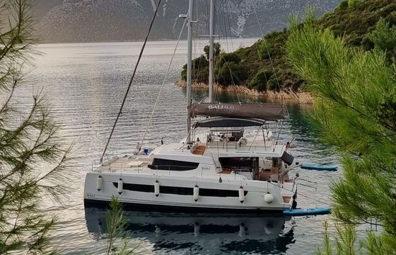 Catamaran Bali 4.8  15m