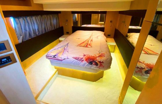 Motor yacht Absolute Absolute 53 Fly