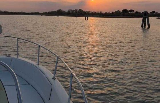 Motorboat Saver 690 Open 200hp