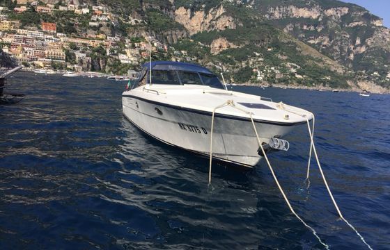Motorboat ITAMA 38 YACHTS 760hp