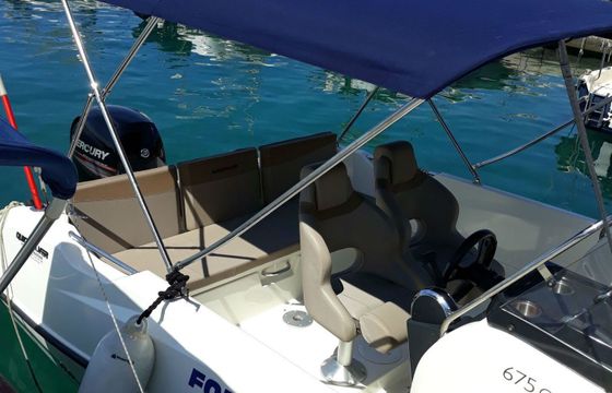Motorboat Quicksilver Activ 675 Open 150hp