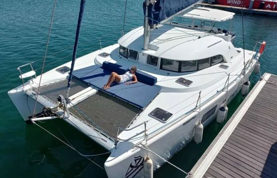 Catamaran Lagoon 380 S2 11.7m
