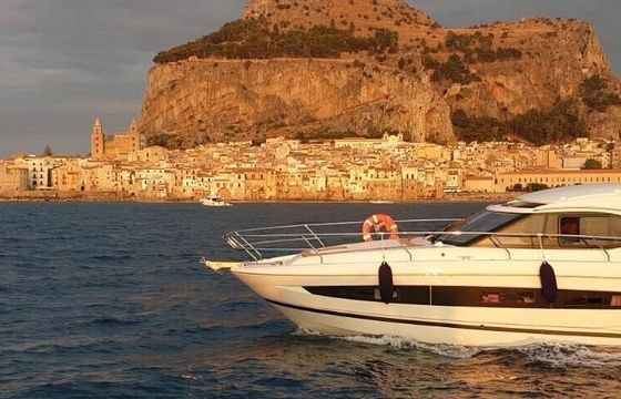 Motorboat Jeanneau Leader 40 600hp