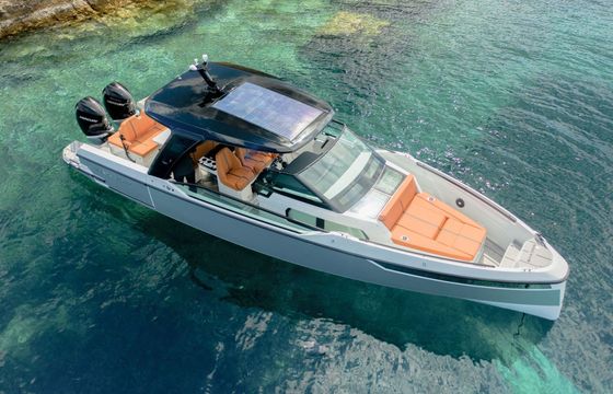 Motorboat Saxdor 320 GTO 600hp