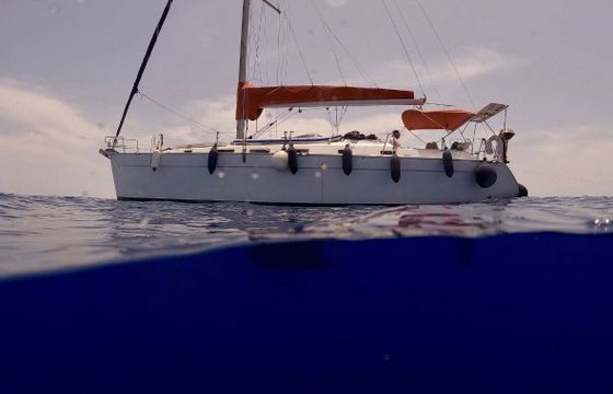 Sailboat Beneteau Cyclades 43.3 13.25m
