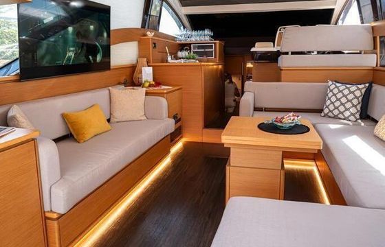 Motor yacht Intermarine Intermarine