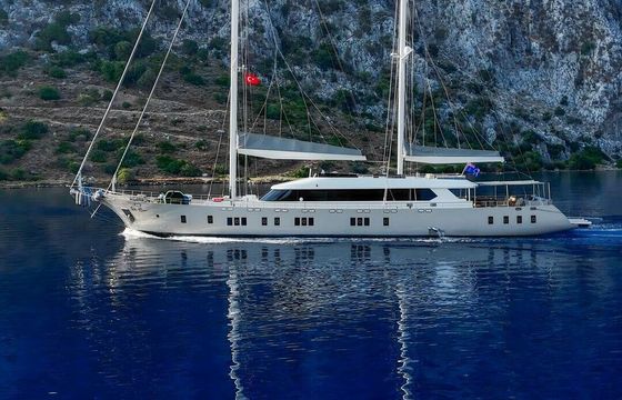 Motor yacht MOTORSAILER DE LOVE 1500hp