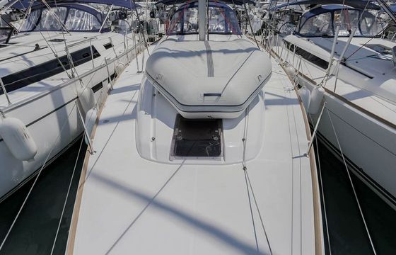 Sailboat Jeanneau Sun Odyssey 449 13.34m
