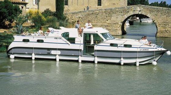 Houseboat Confort 1350