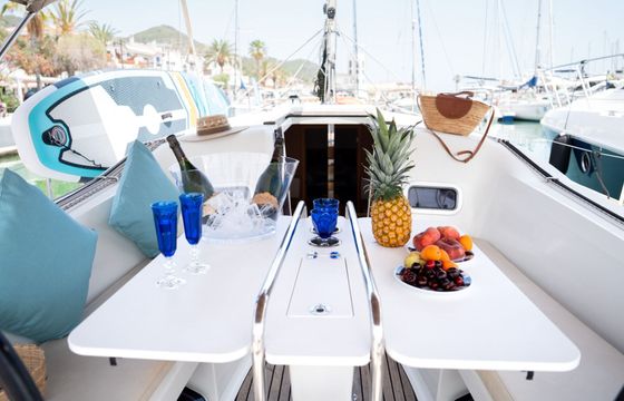 Sailboat Jeanneau Sun Odyssey 349 11m