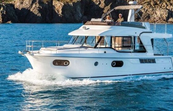 Motorboat Beneteau SWIFT TRAWLER 41 640hp