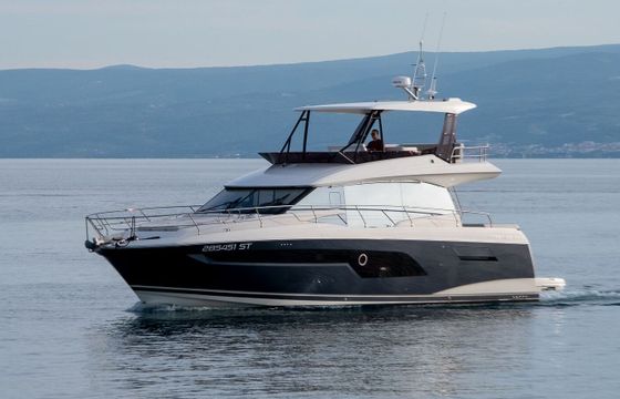 Motor yacht Prestige 520 Fly 960hp