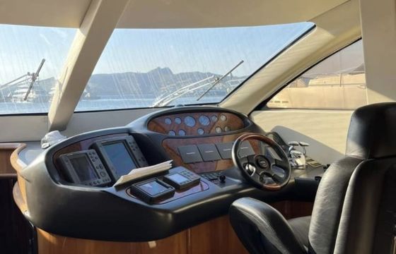 Motor yacht Sunseeker Manhattan 74 2600hp