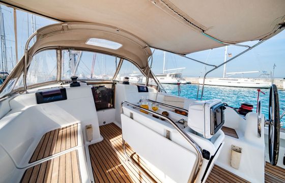 Sailboat Jeanneau Sun Odyssey 439 13.34m