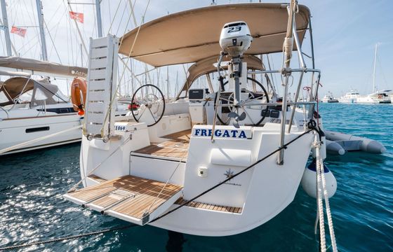 Sailboat Jeanneau Sun Odyssey 439 13.34m