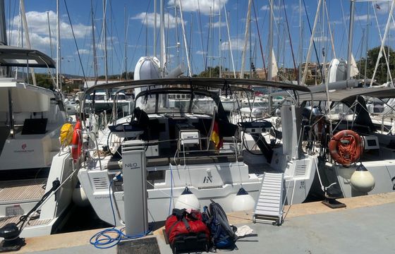 Sailboat Dufour 470 15m