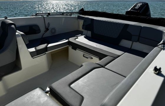 Motorboat Bayliner Vr6 200hp