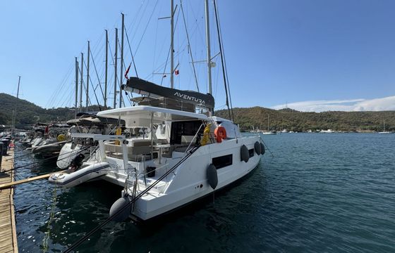 Catamaran Aventura 37 Aventura 37 11m