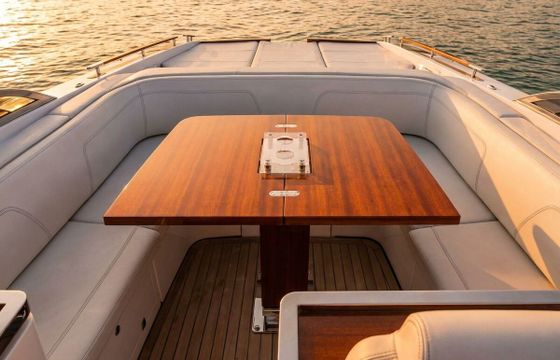 Motorboat Riva Rivamare 38 800hp