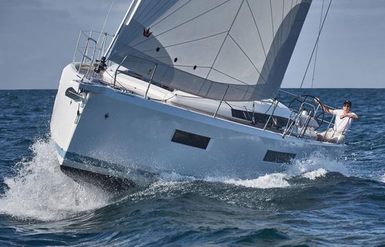 Sailboat Jeanneau Sun Odyssey 440 13.39m