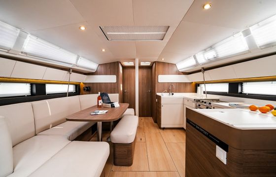 Sailboat Sun Odyssey 455 14m