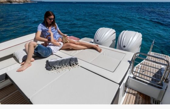 Motorboat Jeanneau Cap Camarat 9.0 Wa Série 2 400hp