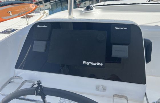 Catamaran Lagoon-Bénéteau Lagoon 42 - 4 + 2 cab. 12m