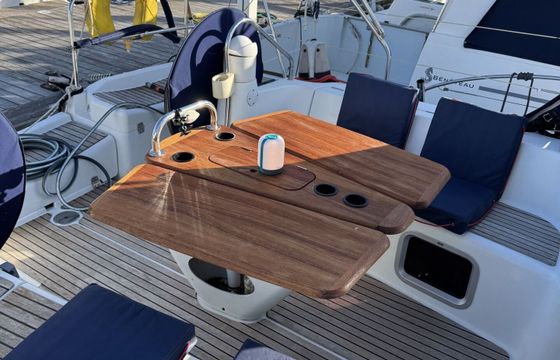 Sailboat Jeanneau SUN ODYSSEY 42i 12.85m