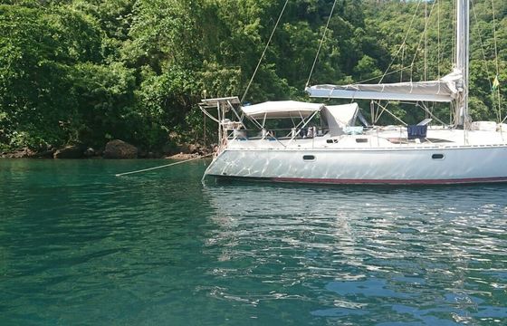 Sailboat Antilles Grenadines Les saintes Croisière privée So 45.2 14m