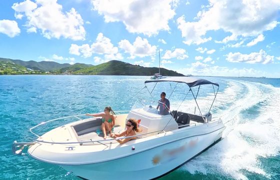 Motorboat Pacific Craft Open 750 225hp
