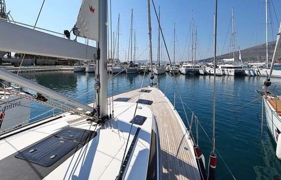 Sailboat Bavaria Bavaria Cruiser 56 16.75m