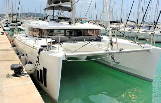 Catamaran Lagoon Lagoon 450f 13.96m