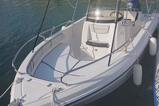 Motorboat RANIERI VOYAGER 19 S 100hp