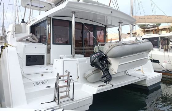 Catamaran Catana Group Bali 4.4 - 4 + 2 cab. 13m