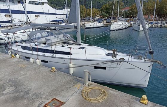 Sailboat Bavaria Cruiser 41 12.35m