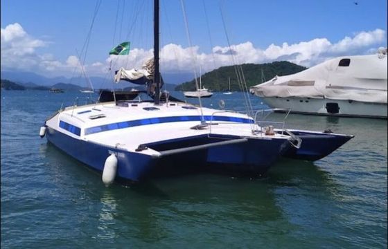 Catamaran Inglaterra Trimaran 16m
