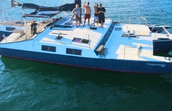 Catamaran Inglaterra Trimaran 16m