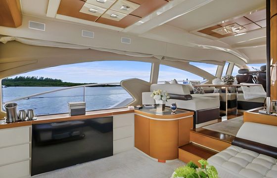 Motor yacht Azimut Matt 70