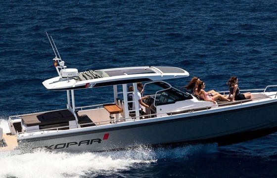 Motor yacht Axopar AXOPAR 37 SUN -TOP 600hp
