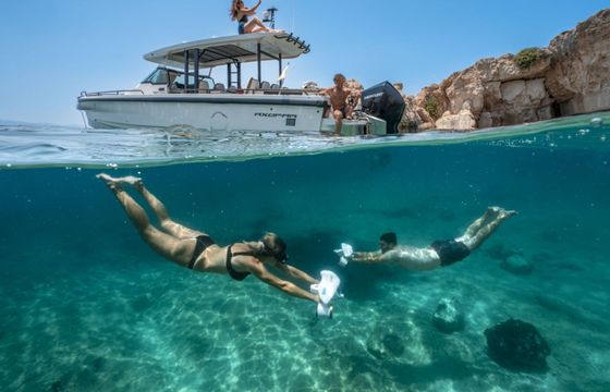 Motor yacht Axopar AXOPAR 37 SUN -TOP 600hp