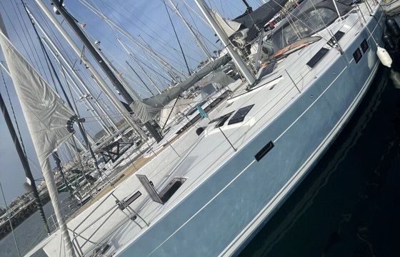 Sailboat Hanse 505 15.24m