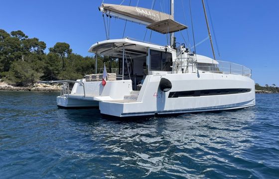 Catamaran Sorties à la journée BALI 4.1 12.1m
