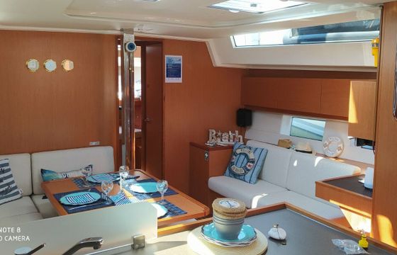 Sailboat Bavaria Bavaria C45 14.43m